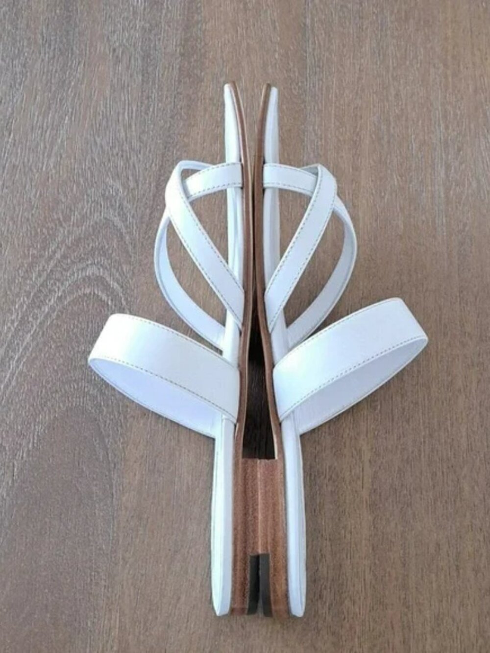 Manolo Blahnik Susacru Sandals - Color: Off White - Size: EU 40 - Picture 7 of 10